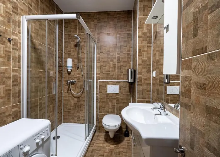 Centrum Konukevi 3*